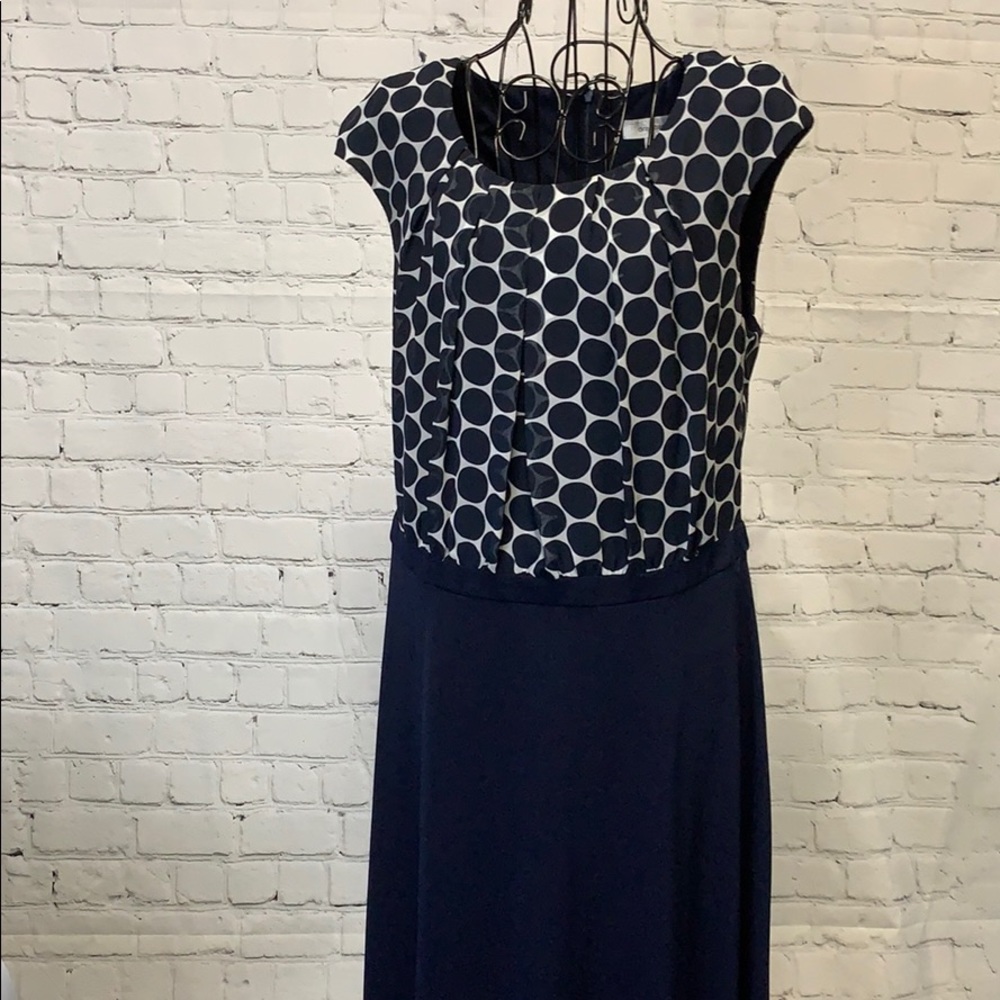 Dress Barn